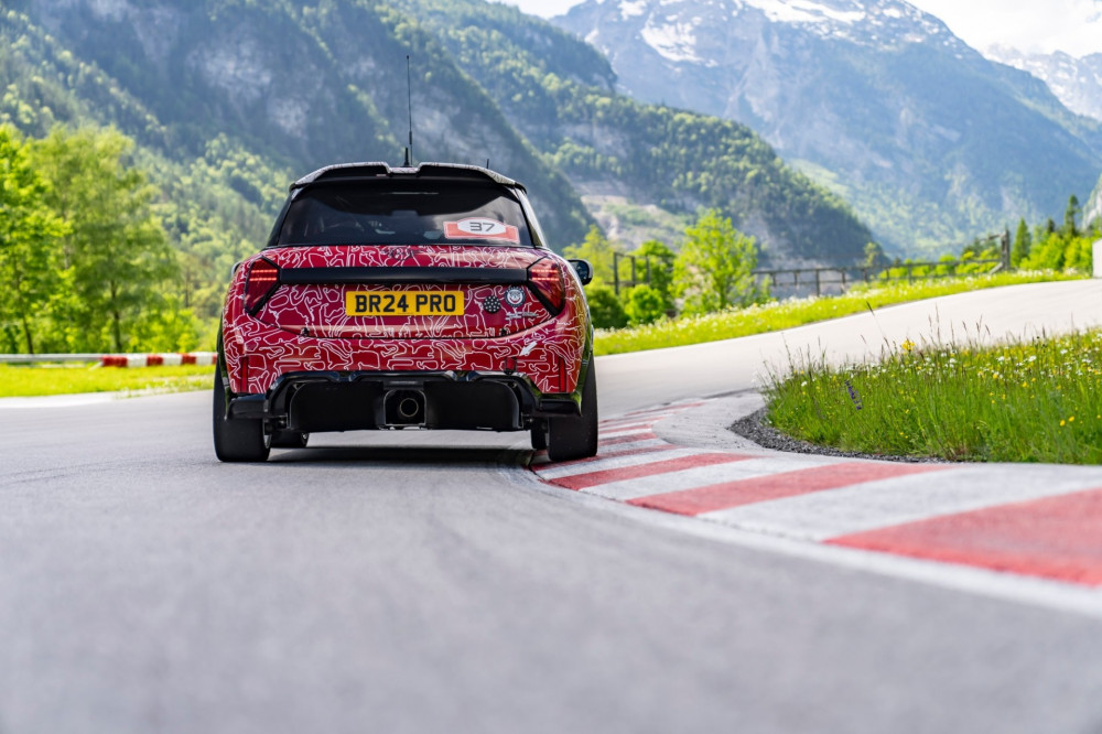 MINI John Cooper Works PRO